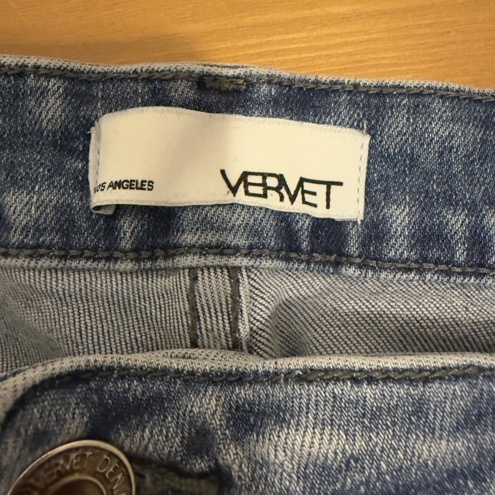 Vervet Los Angeles Distressed Straight Leg Jeans Light Wash Plus Size 18 - Picture 3 of 6